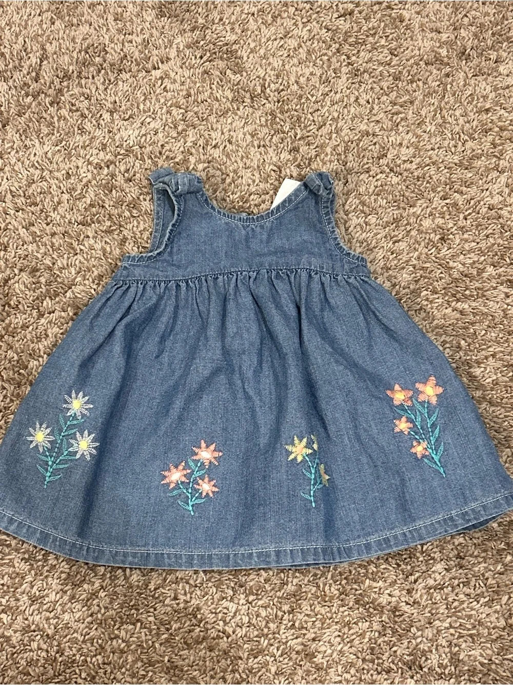 Baby girls lot of 0- 3 month clothing  lot of 5 girls